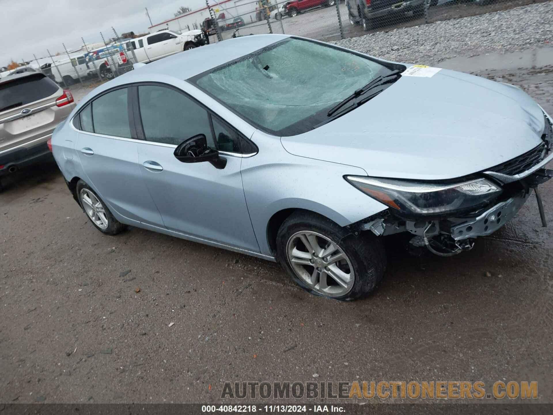 1G1BE5SM2J7138261 CHEVROLET CRUZE 2018