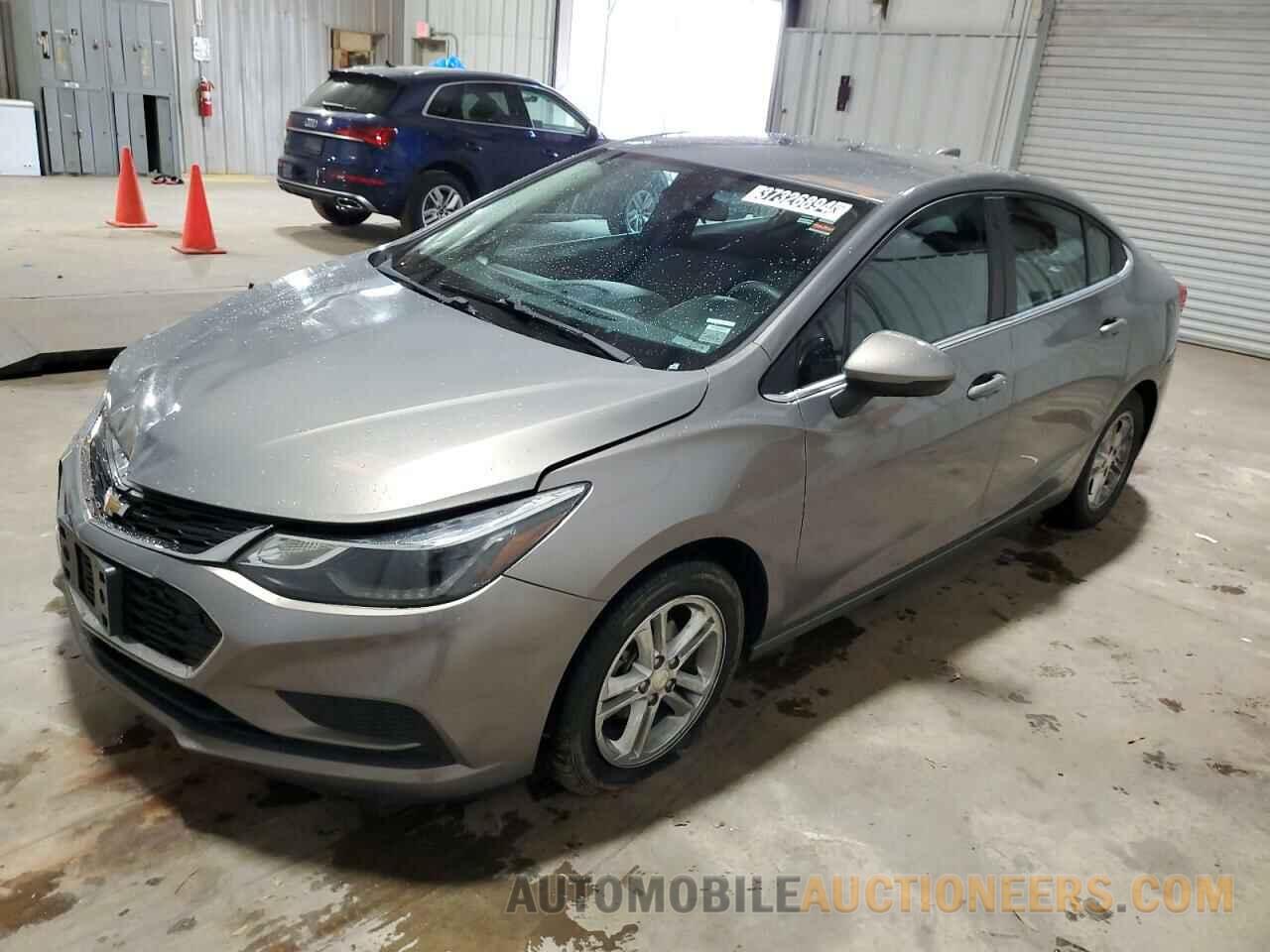 1G1BE5SM2J7141919 CHEVROLET CRUZE 2018