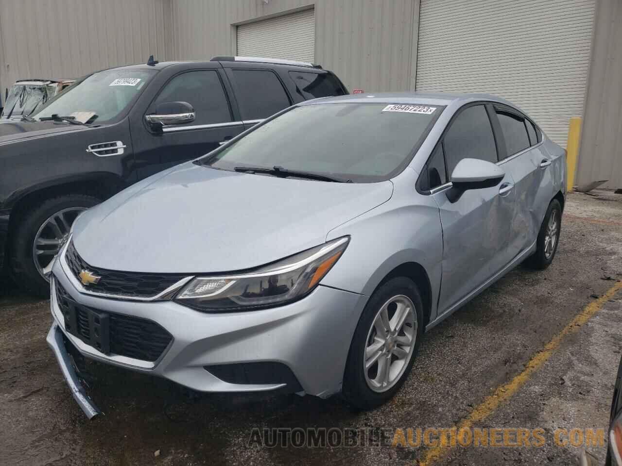 1G1BE5SM2J7153049 CHEVROLET CRUZE 2018