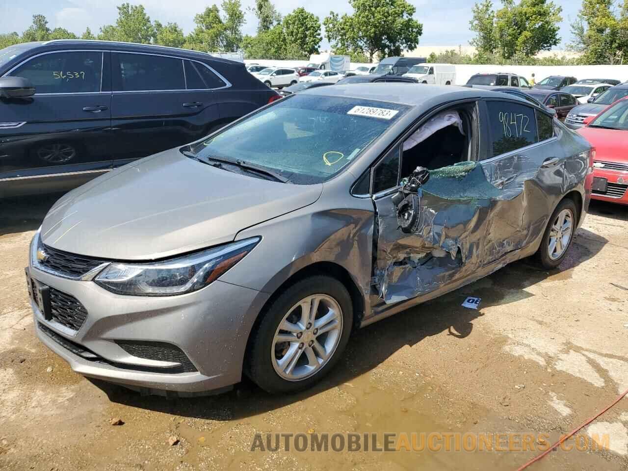 1G1BE5SM2J7154122 CHEVROLET CRUZE 2018