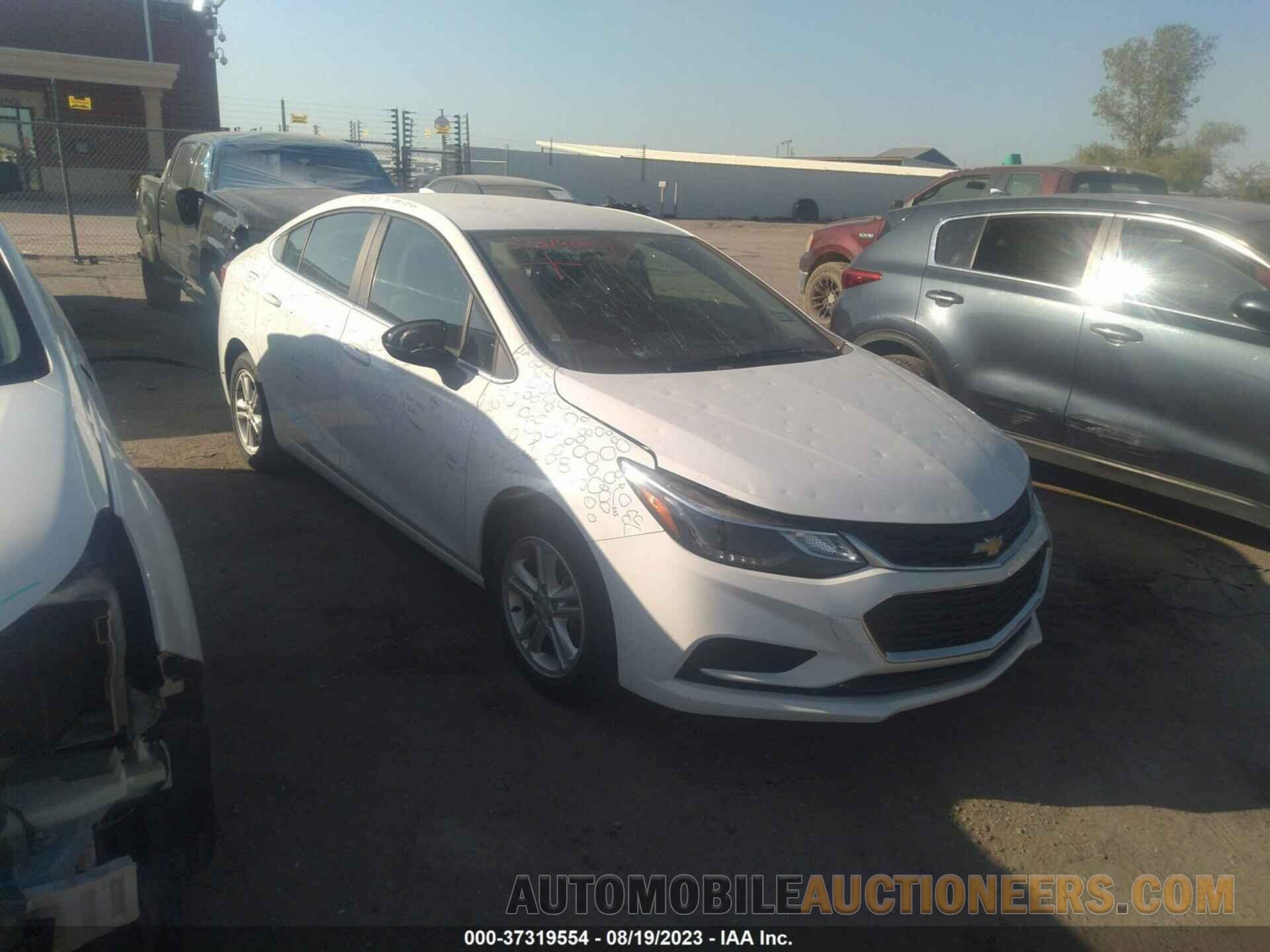 1G1BE5SM2J7172927 CHEVROLET CRUZE 2018