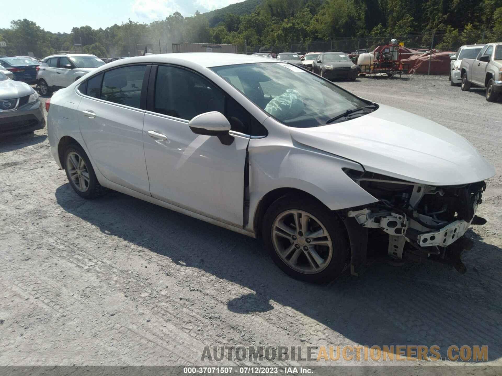 1G1BE5SM2J7176007 CHEVROLET CRUZE 2018