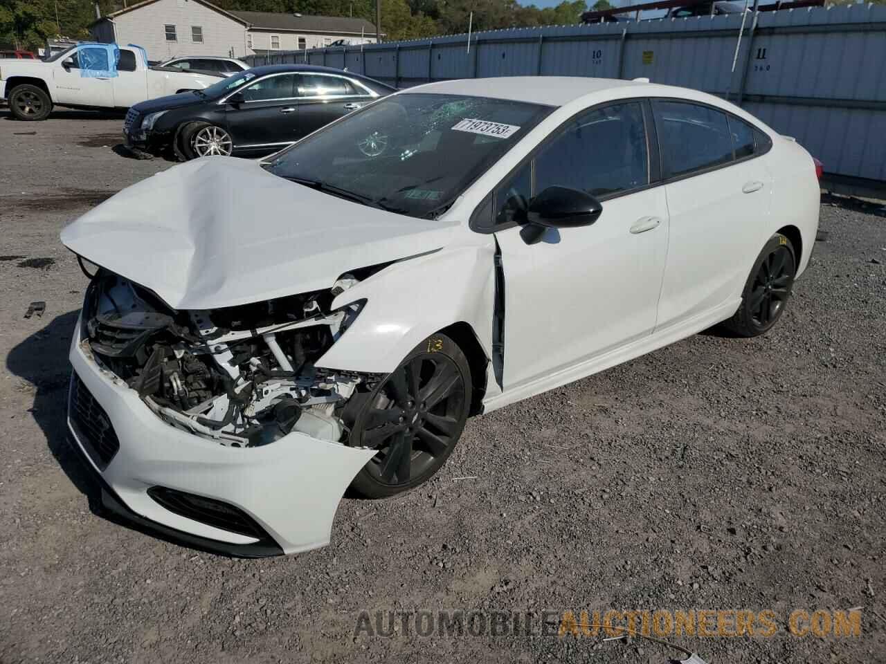 1G1BE5SM2J7205473 CHEVROLET CRUZE 2018