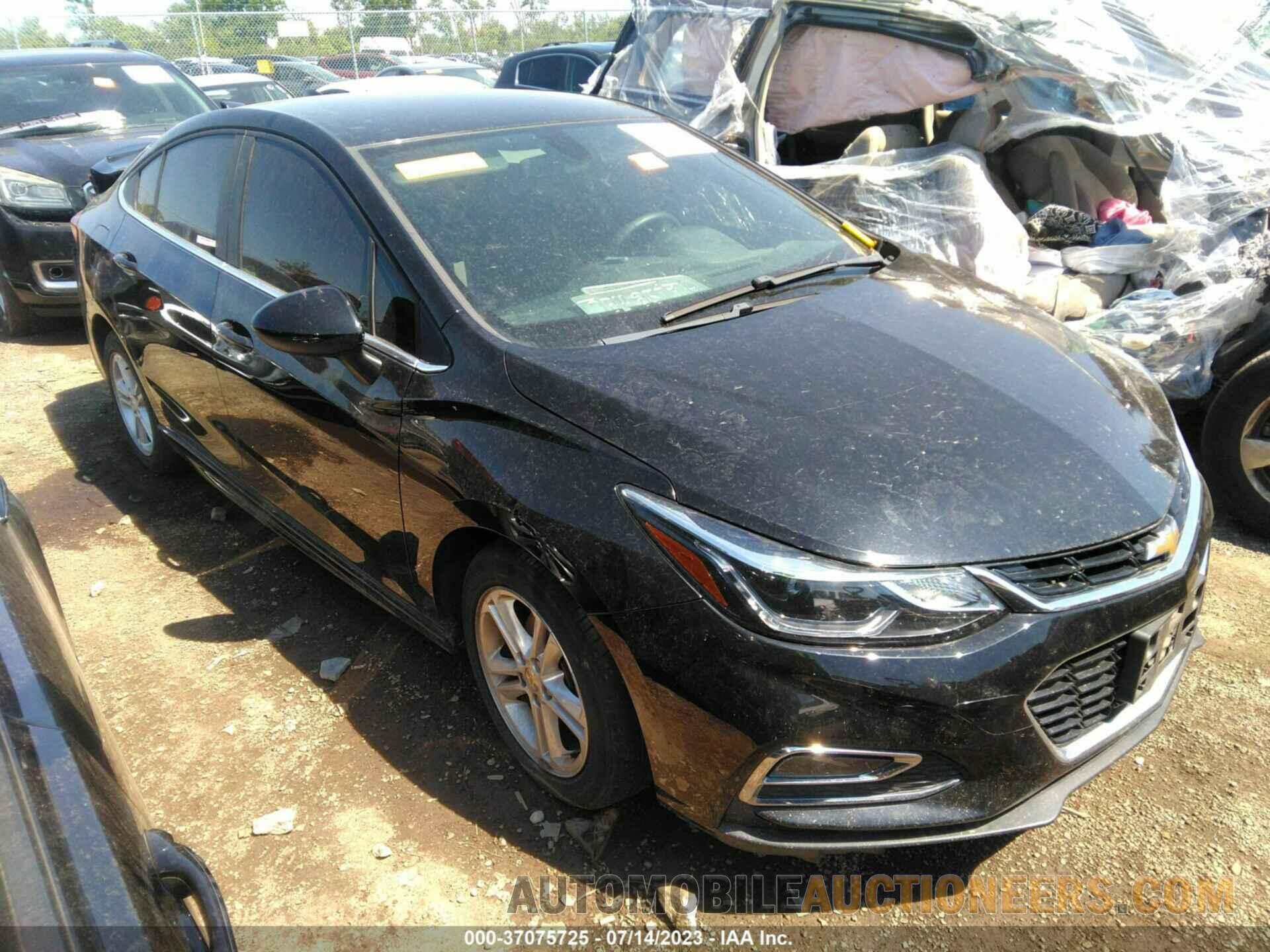 1G1BE5SM2J7223374 CHEVROLET CRUZE 2018