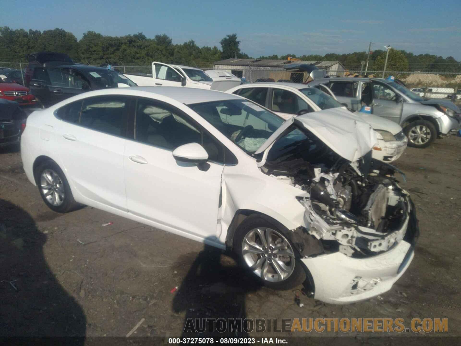 1G1BE5SM2K7114169 CHEVROLET CRUZE 2019