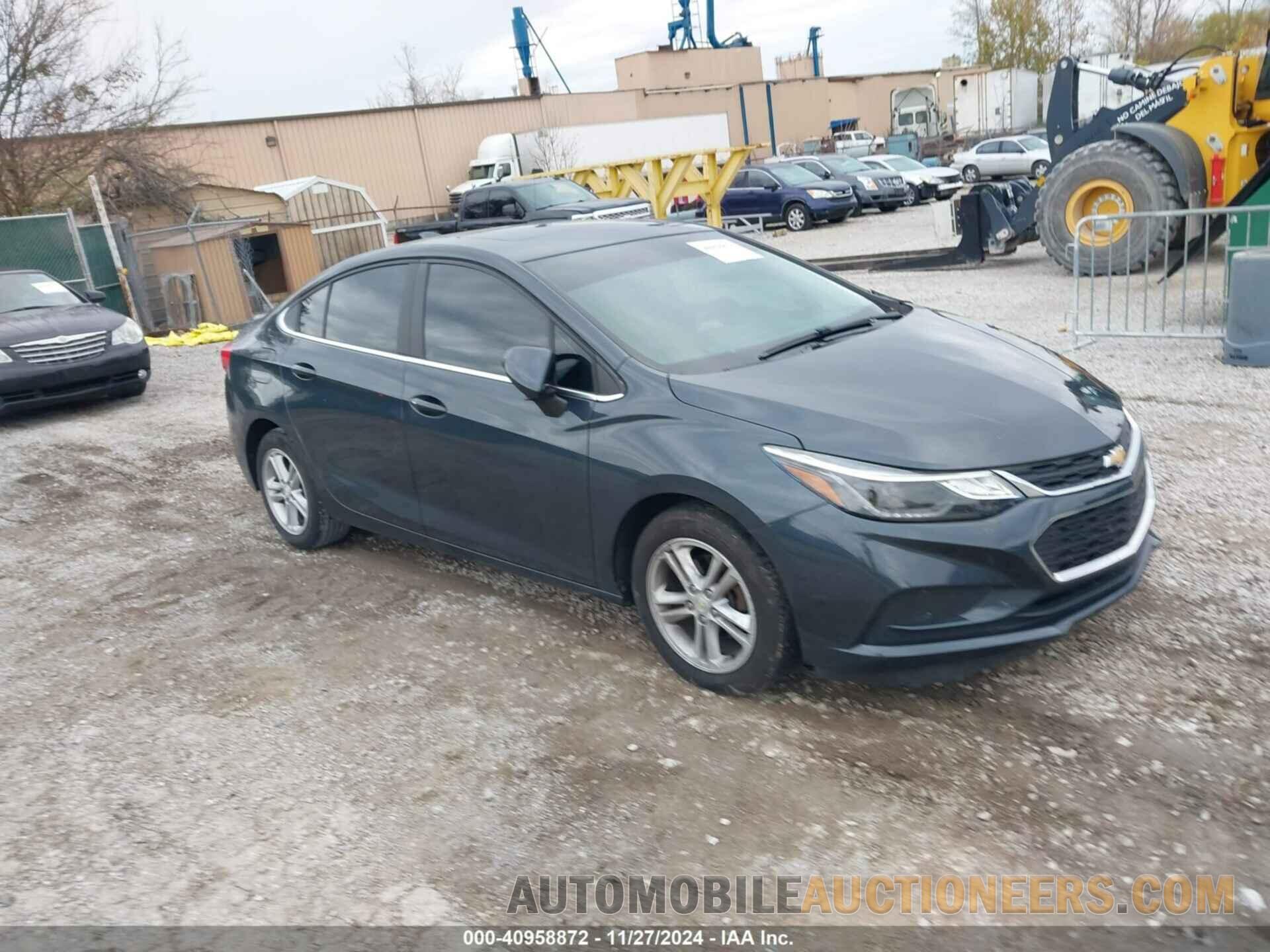 1G1BE5SM3H7135038 CHEVROLET CRUZE 2017