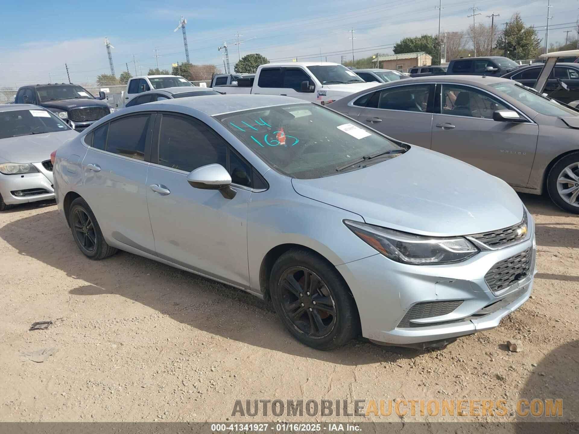 1G1BE5SM3J7114163 CHEVROLET CRUZE 2018