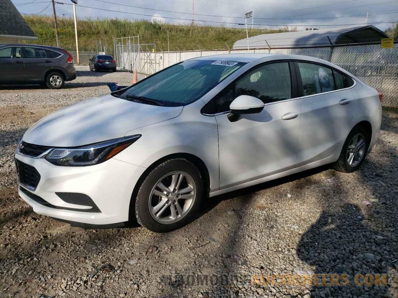 1G1BE5SM3J7137278 CHEVROLET CRUZE 2018