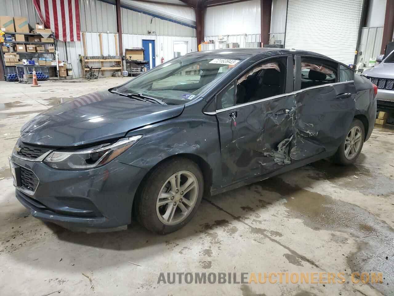 1G1BE5SM3J7137586 CHEVROLET CRUZE 2018