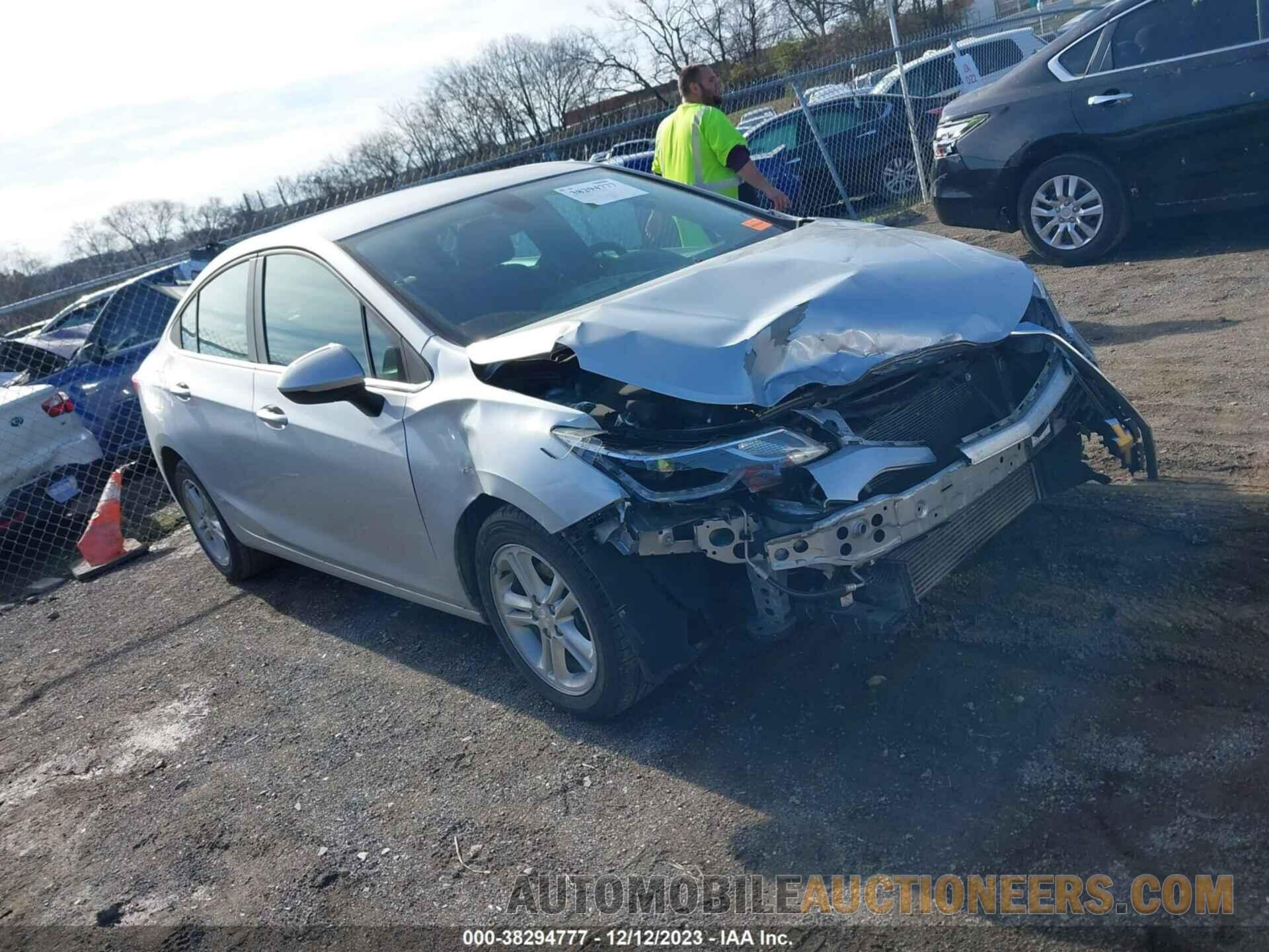 1G1BE5SM3J7166053 CHEVROLET CRUZE 2018