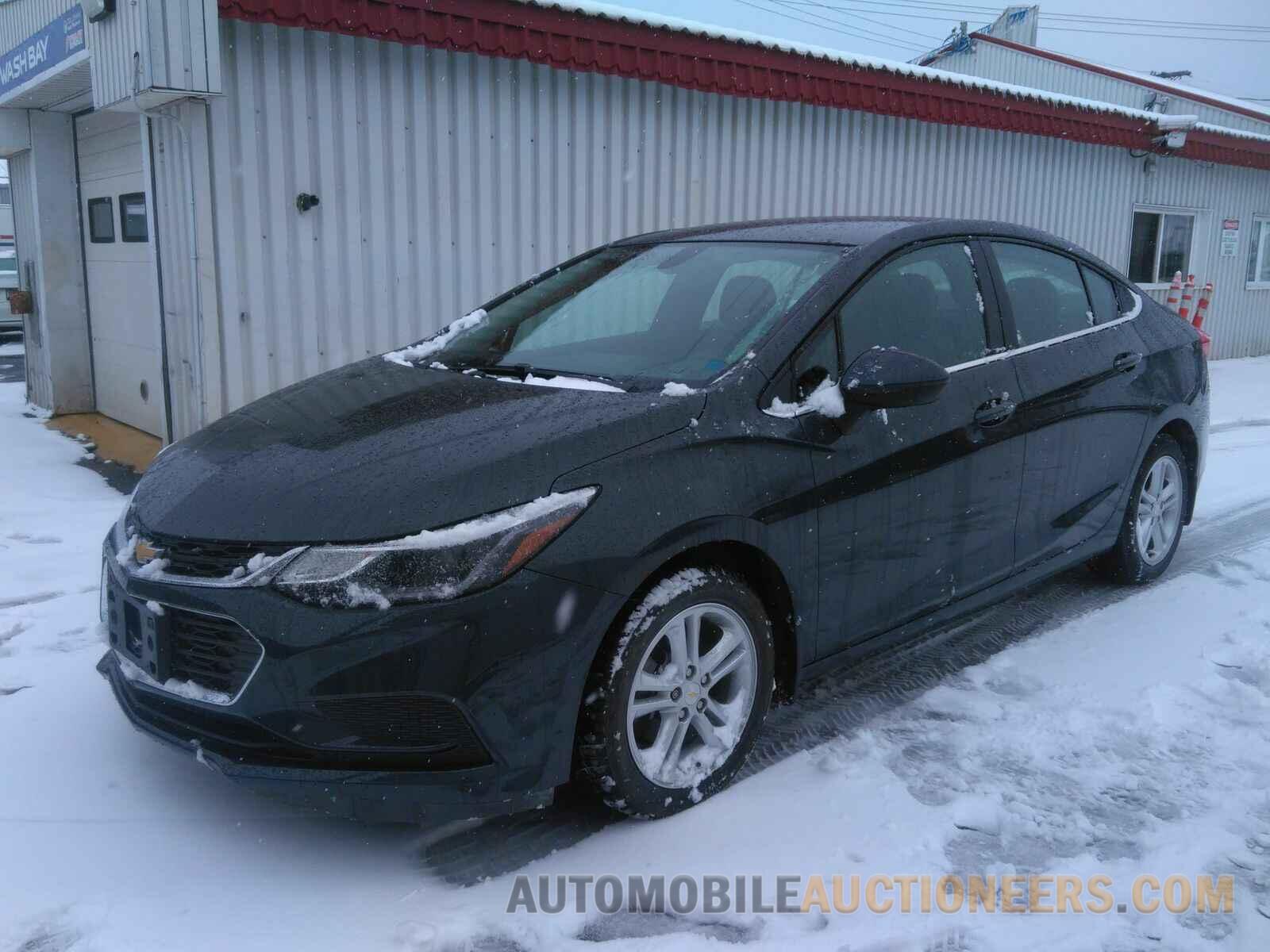 1G1BE5SM3J7205708 Chevrolet Cruze 2018