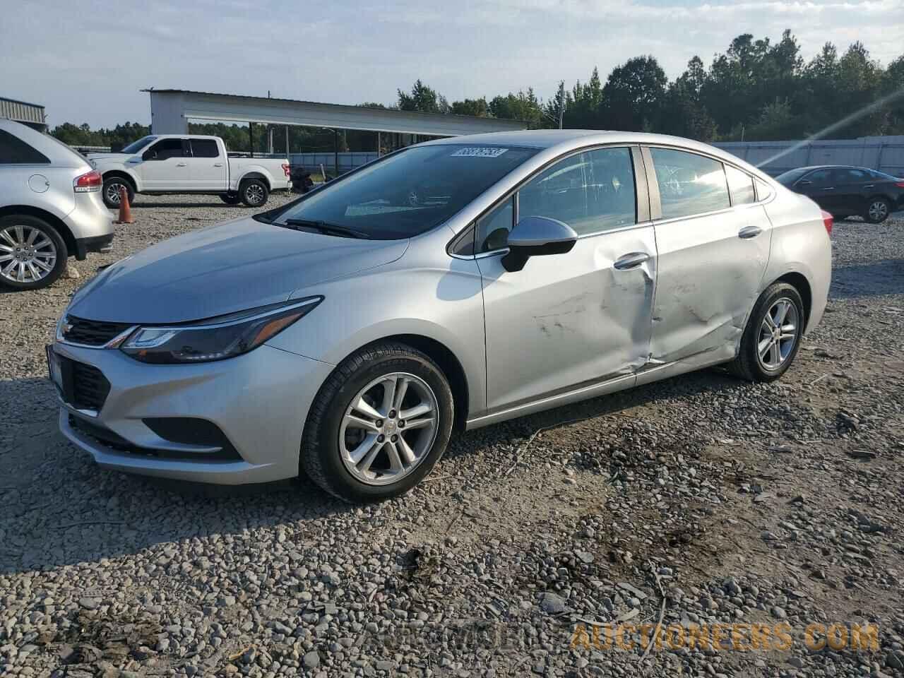 1G1BE5SM3J7210813 CHEVROLET CRUZE 2018