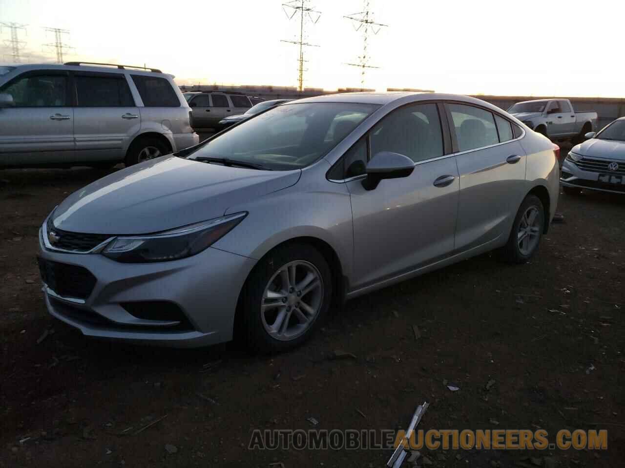 1G1BE5SM3J7233850 CHEVROLET CRUZE 2018