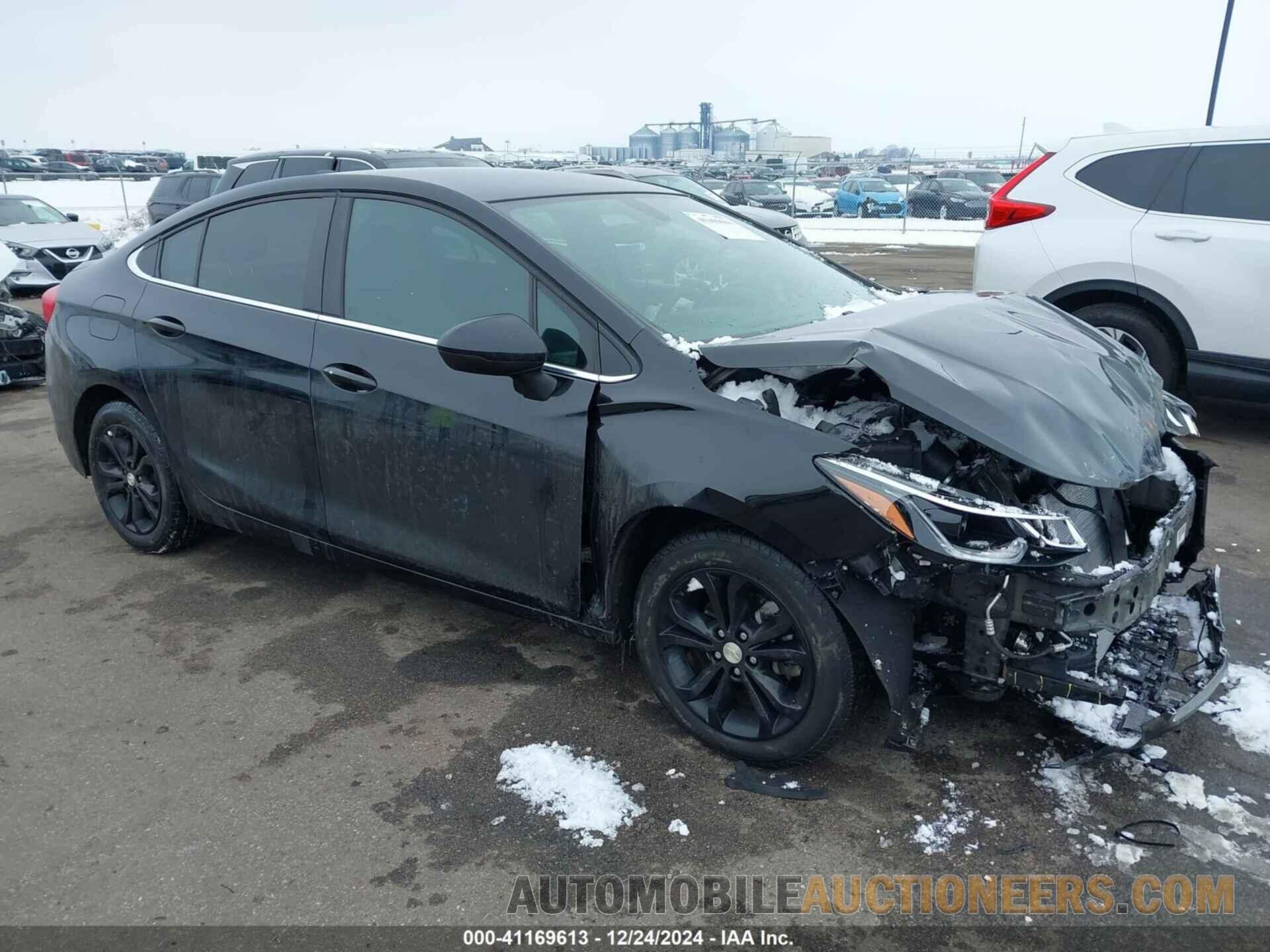 1G1BE5SM3K7109255 CHEVROLET CRUZE 2019