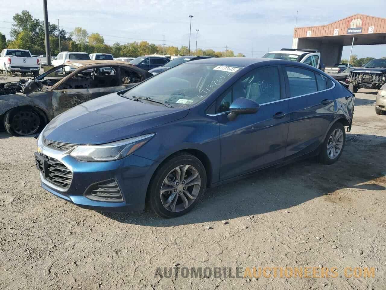 1G1BE5SM3K7124080 CHEVROLET CRUZE 2019