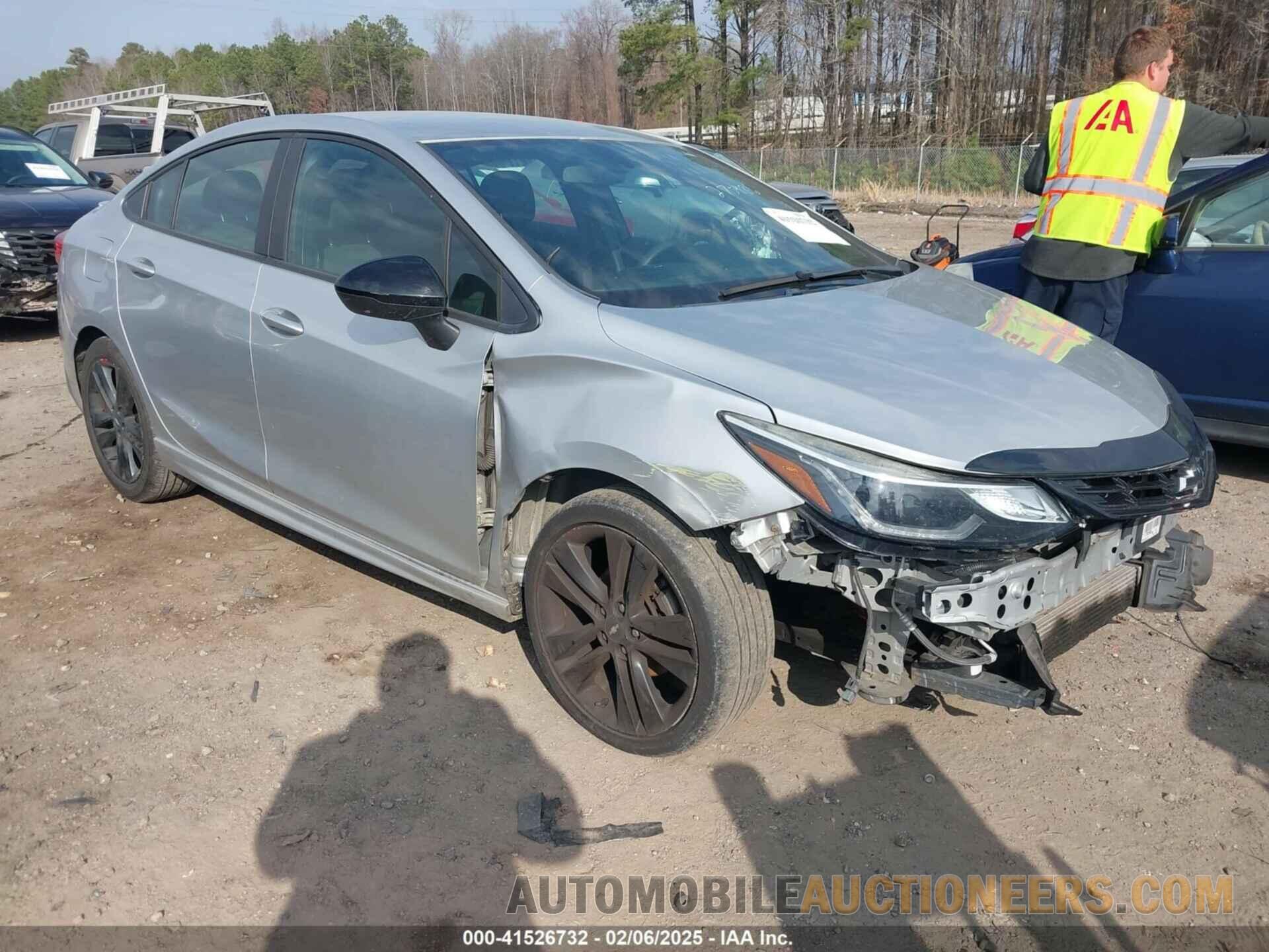 1G1BE5SM4H7275986 CHEVROLET CRUZE 2017