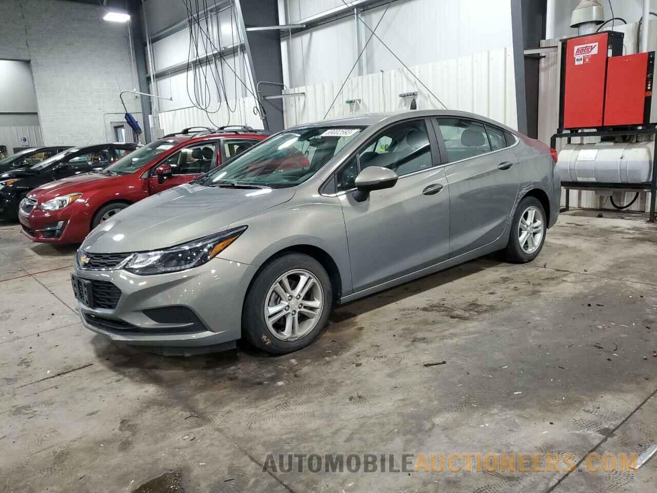 1G1BE5SM4J7100305 CHEVROLET CRUZE 2018