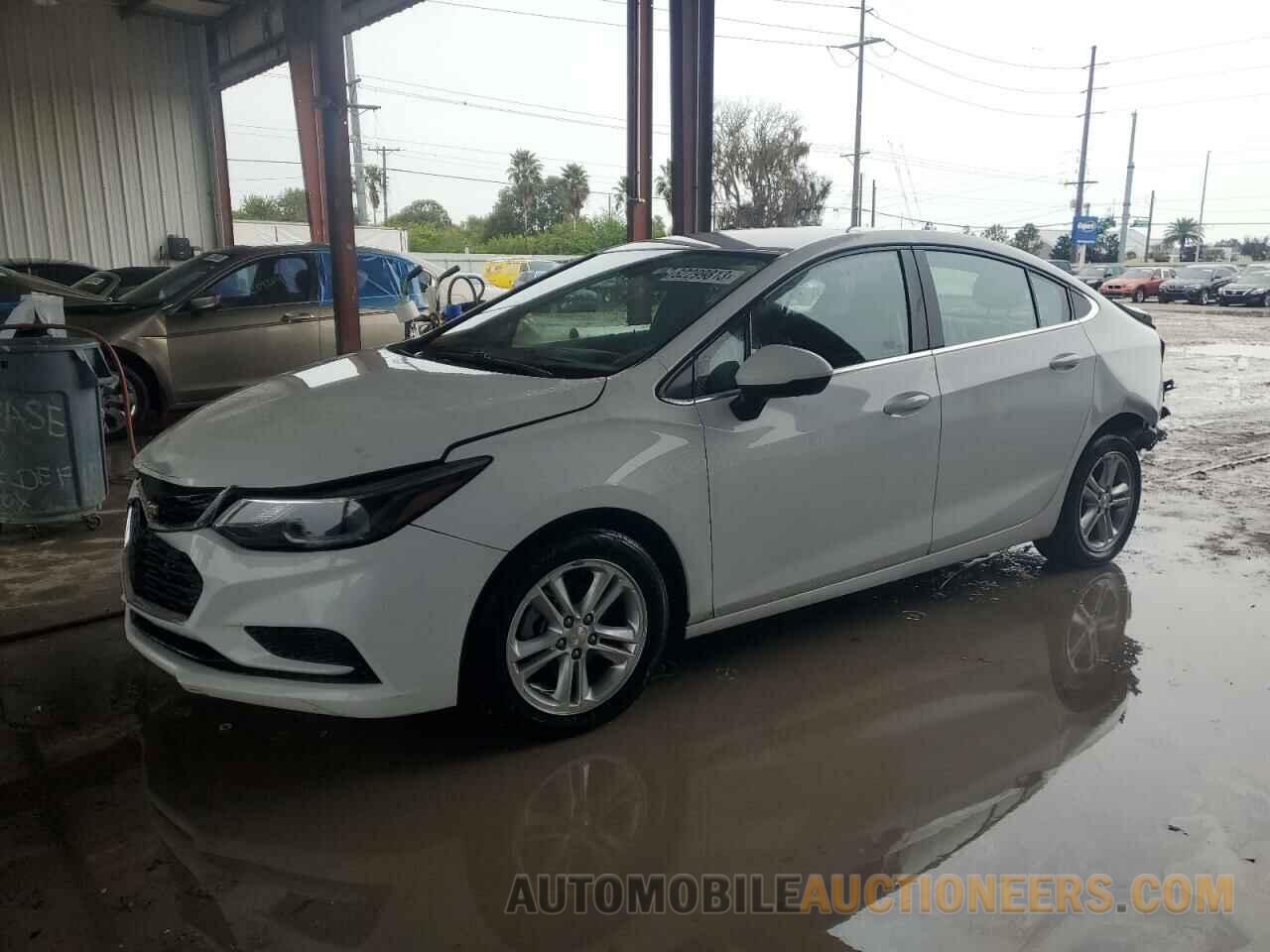 1G1BE5SM4J7109392 CHEVROLET CRUZE 2018