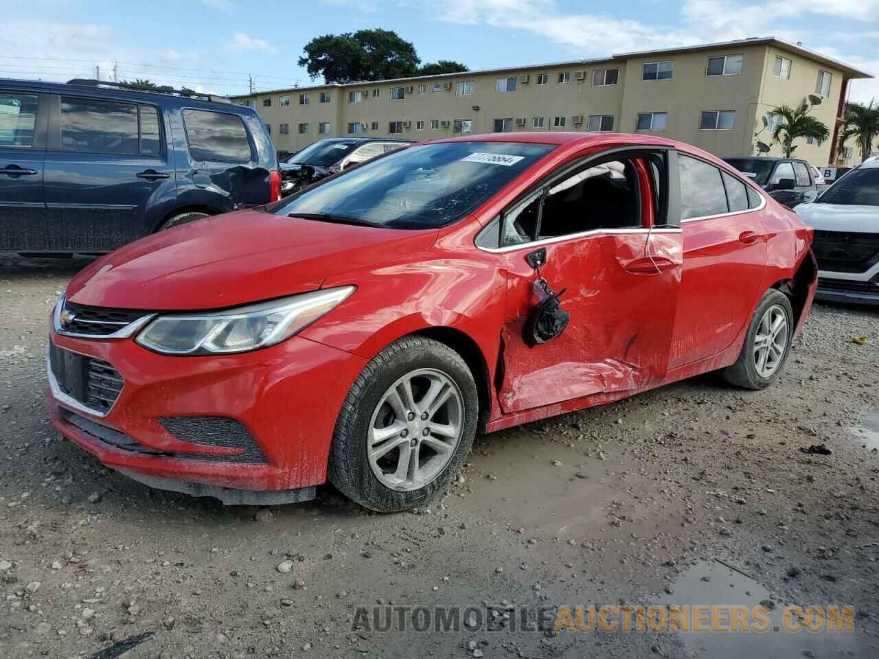 1G1BE5SM4J7172069 CHEVROLET CRUZE 2018