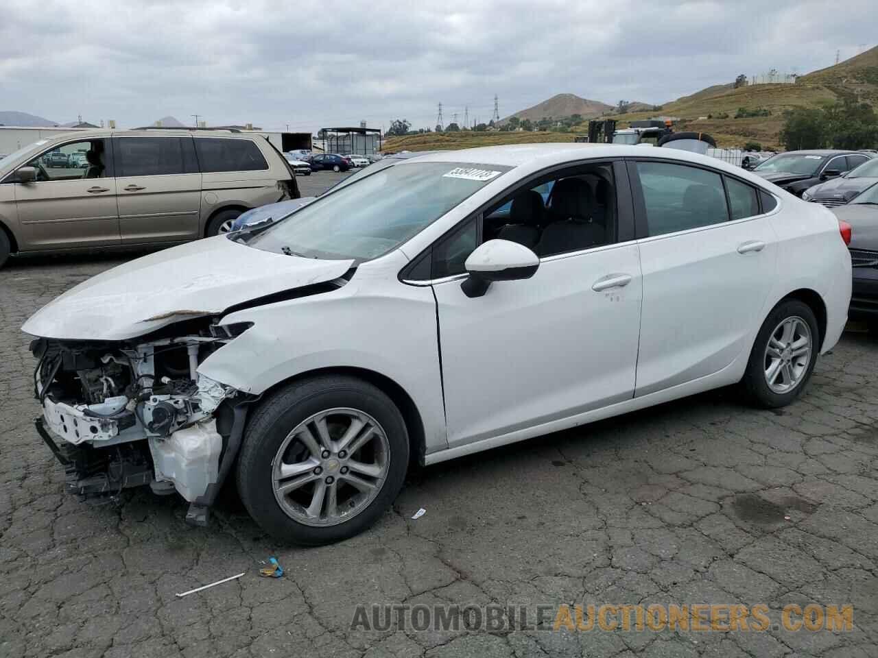 1G1BE5SM4J7191141 CHEVROLET CRUZE 2018