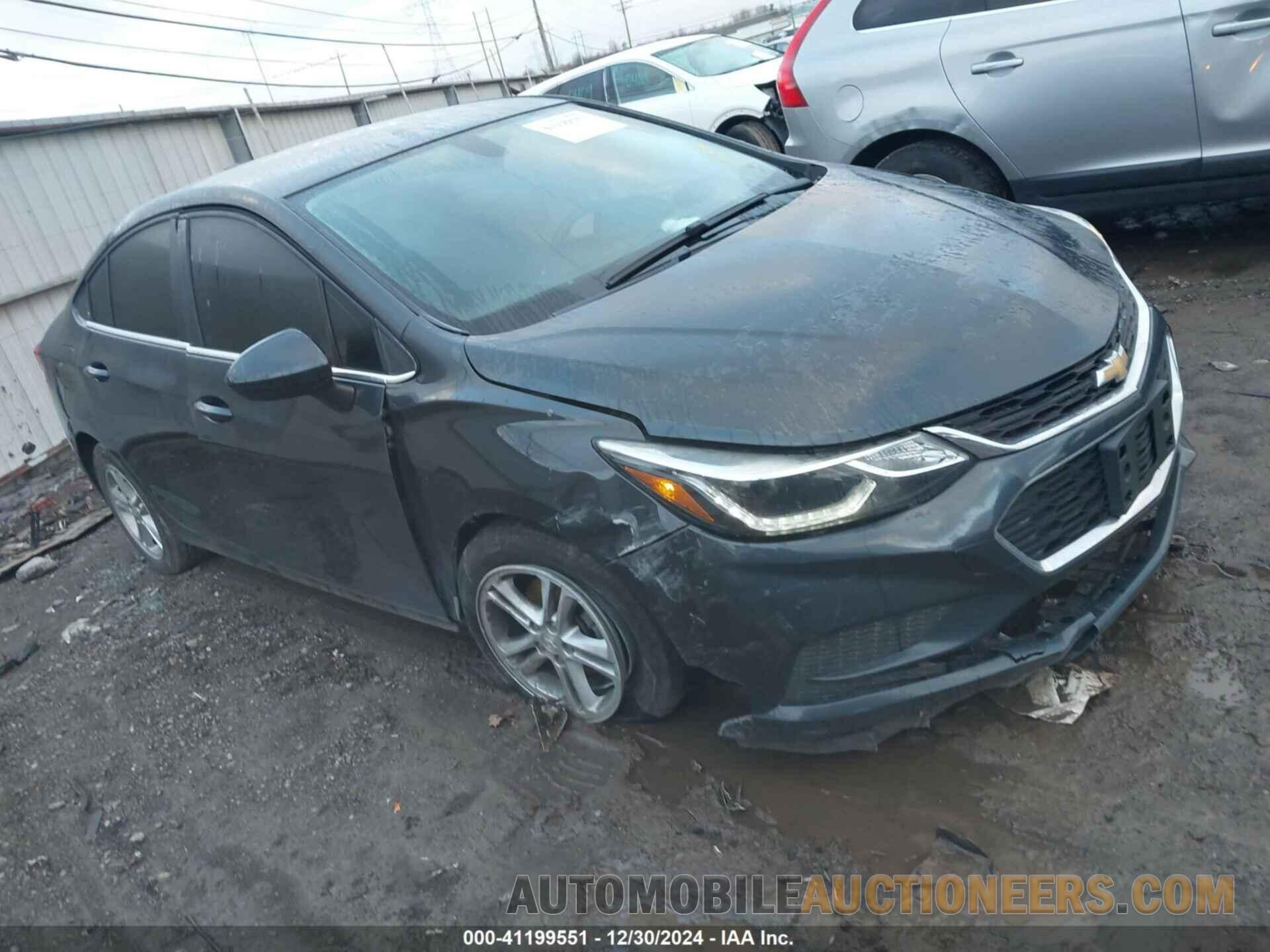 1G1BE5SM4J7210562 CHEVROLET CRUZE 2018