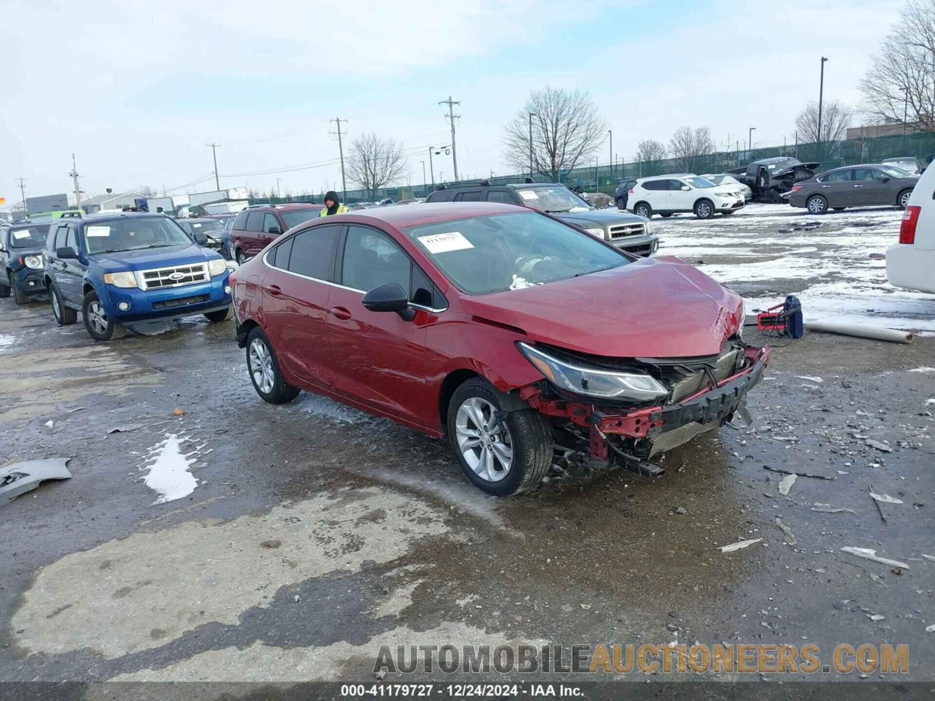 1G1BE5SM4K7122872 CHEVROLET CRUZE 2019