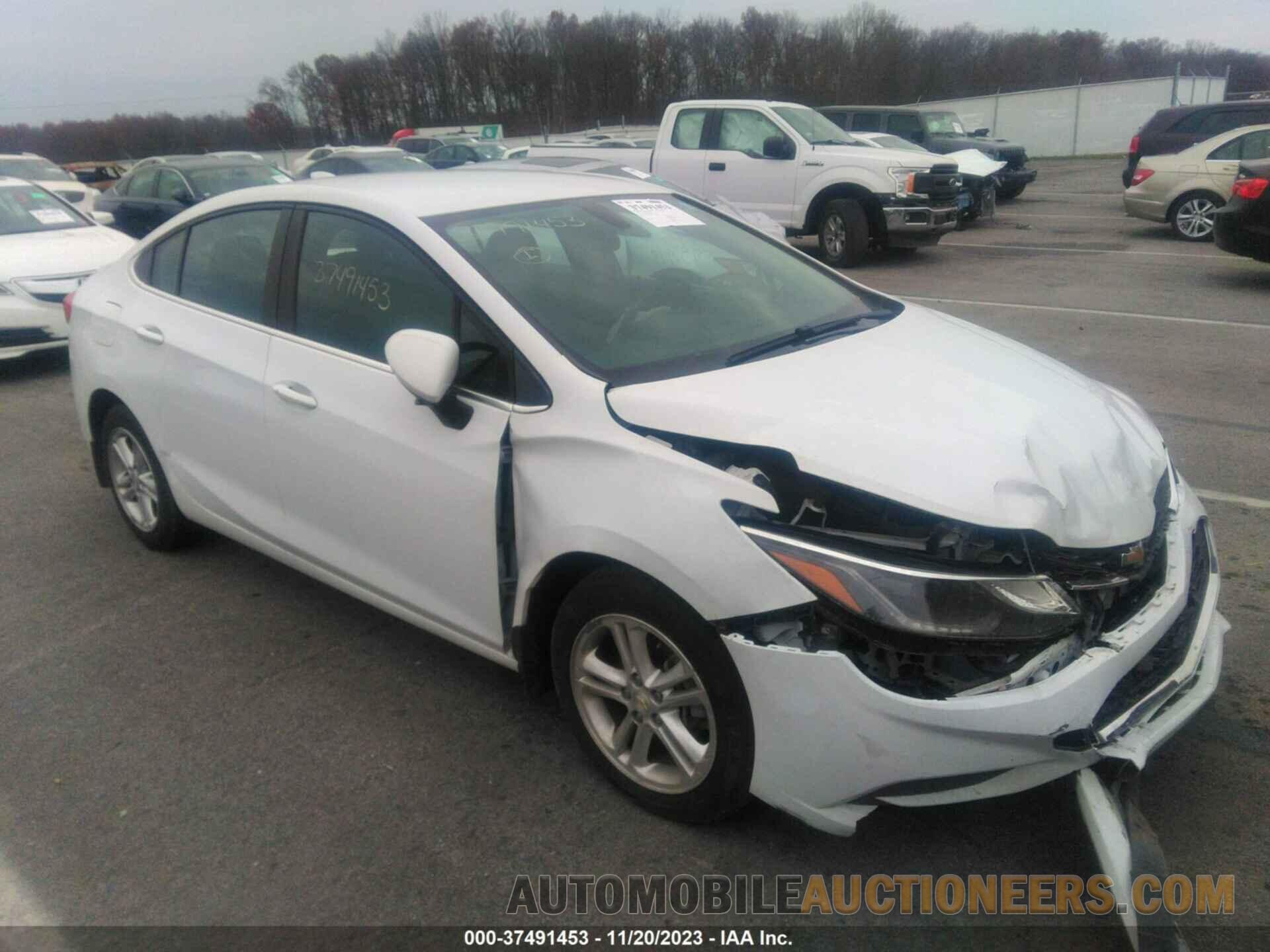 1G1BE5SM5H7143867 CHEVROLET CRUZE 2017