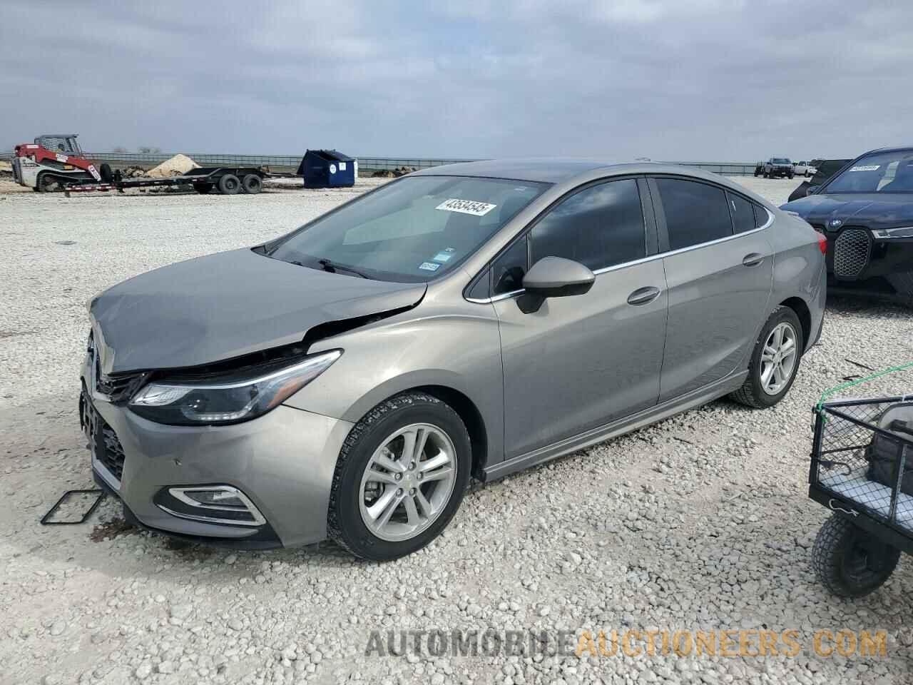 1G1BE5SM5J7130655 CHEVROLET CRUZE 2018