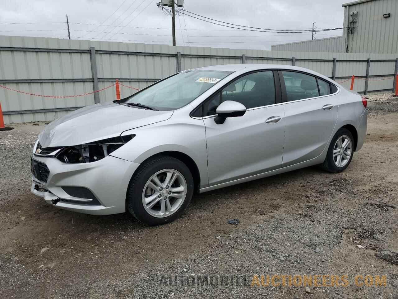 1G1BE5SM5J7211252 CHEVROLET CRUZE 2018