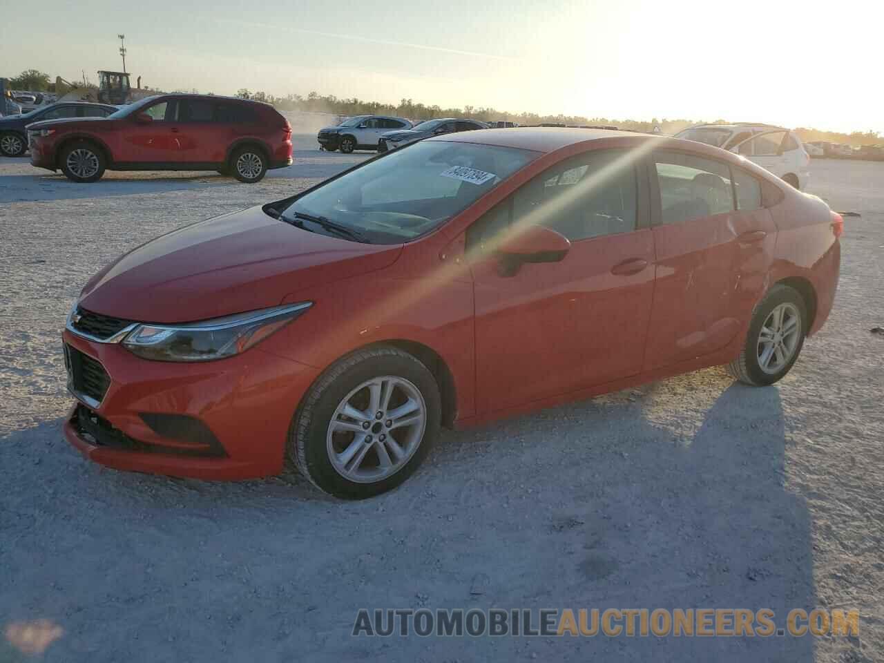 1G1BE5SM5J7227967 CHEVROLET CRUZE 2018