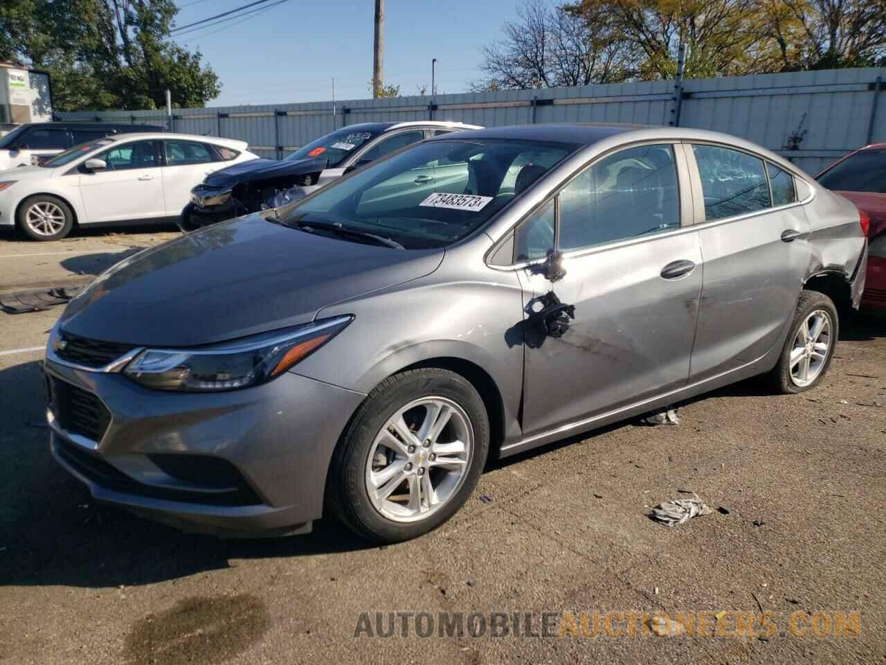 1G1BE5SM5J7229332 CHEVROLET CRUZE 2018