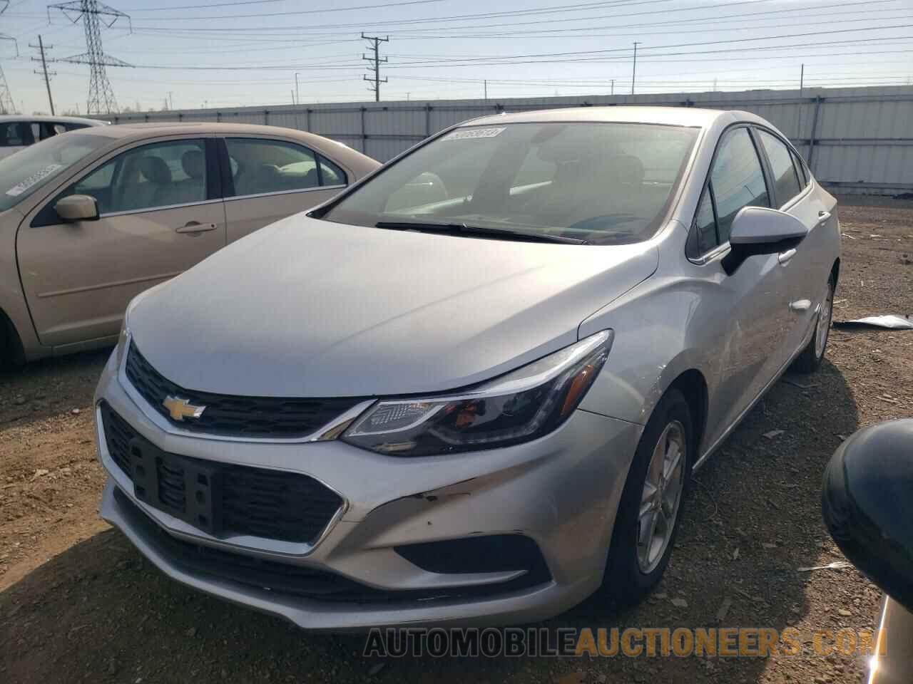 1G1BE5SM5J7231369 CHEVROLET CRUZE 2018