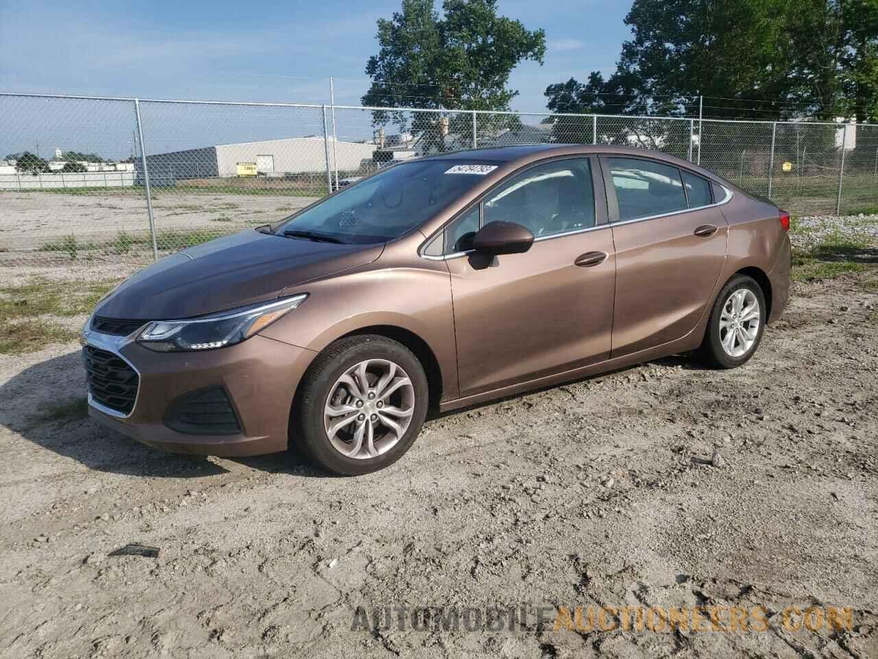 1G1BE5SM5K7104364 CHEVROLET CRUZE 2019