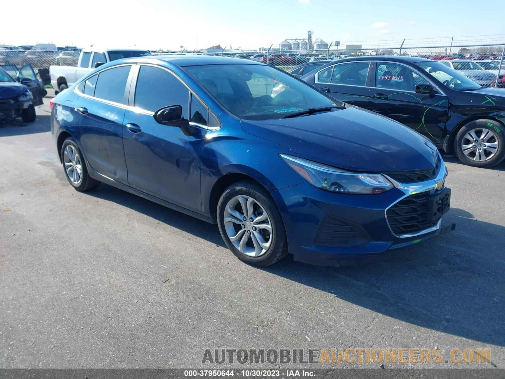 1G1BE5SM5K7110875 CHEVROLET CRUZE 2019