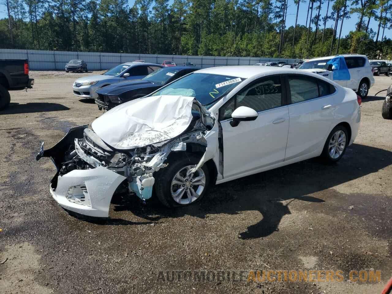 1G1BE5SM5K7121763 CHEVROLET CRUZE 2019