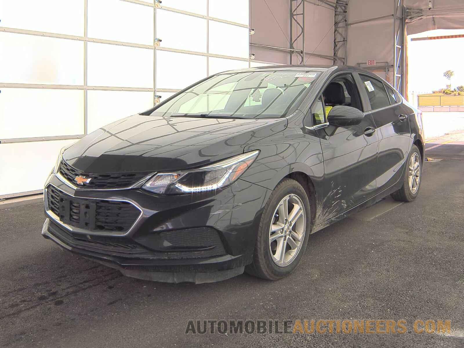 1G1BE5SM6H7101739 Chevrolet Cruze 2017