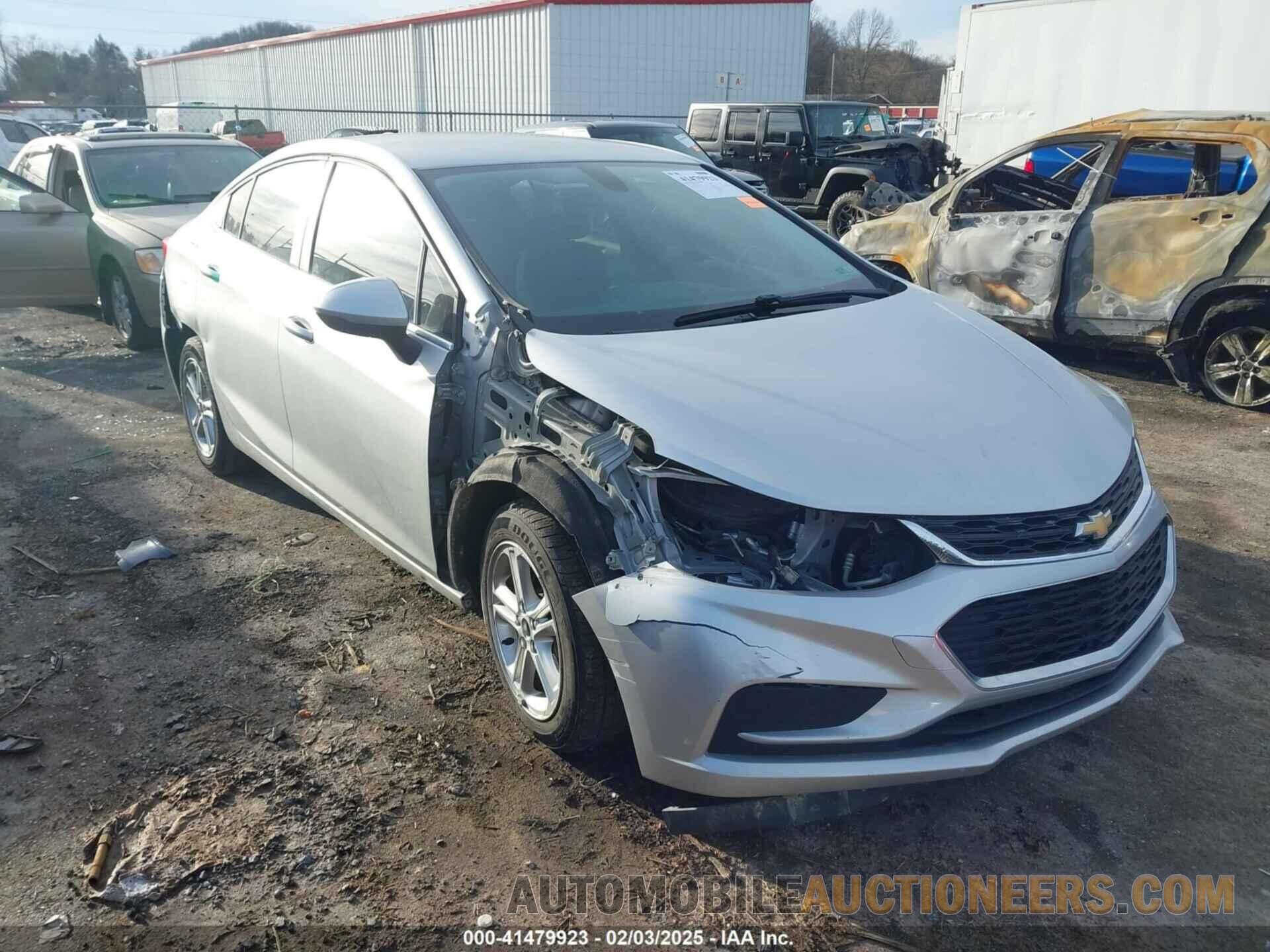 1G1BE5SM6H7137124 CHEVROLET CRUZE 2017