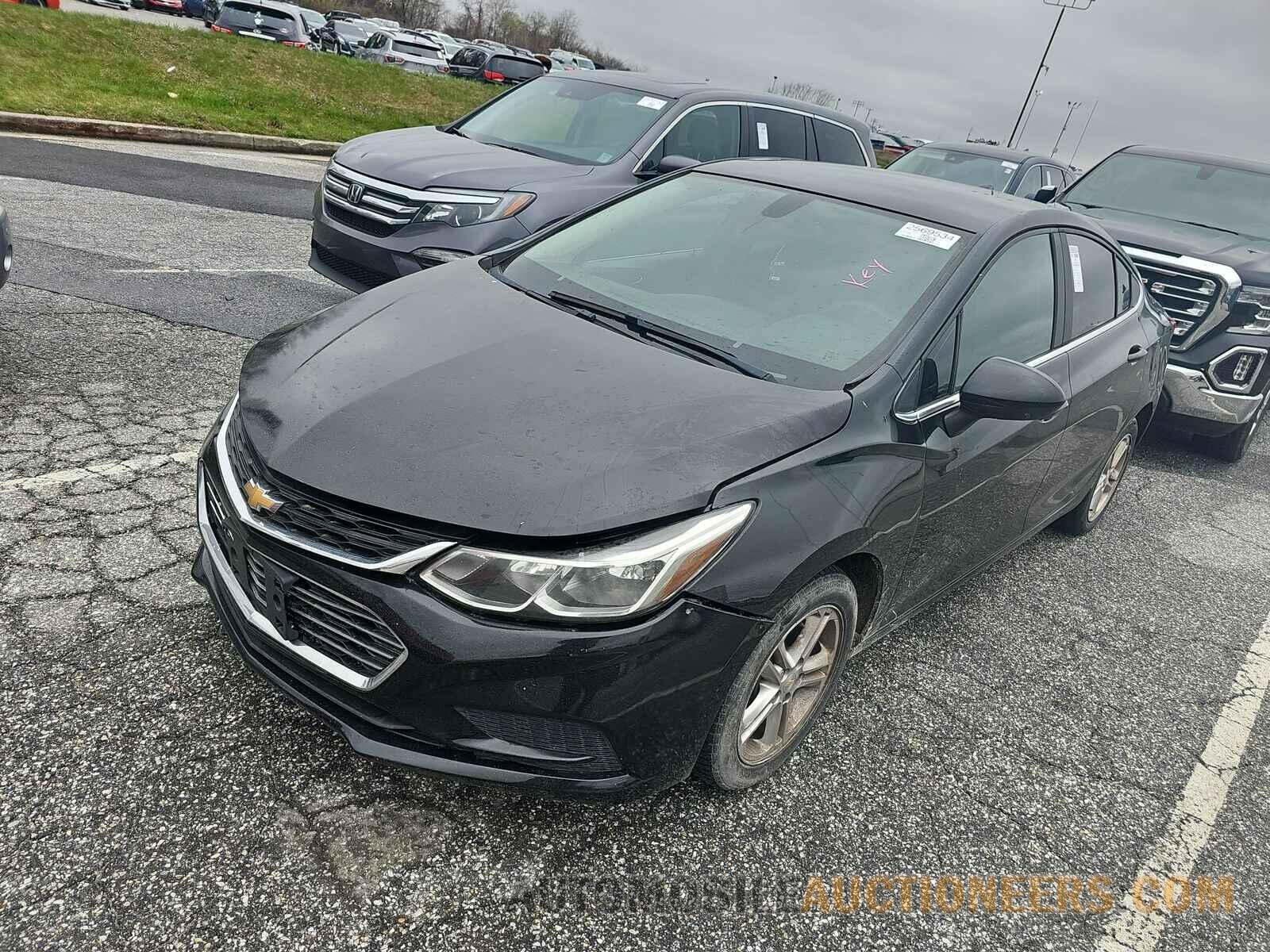 1G1BE5SM6H7154084 Chevrolet Cruze 2017