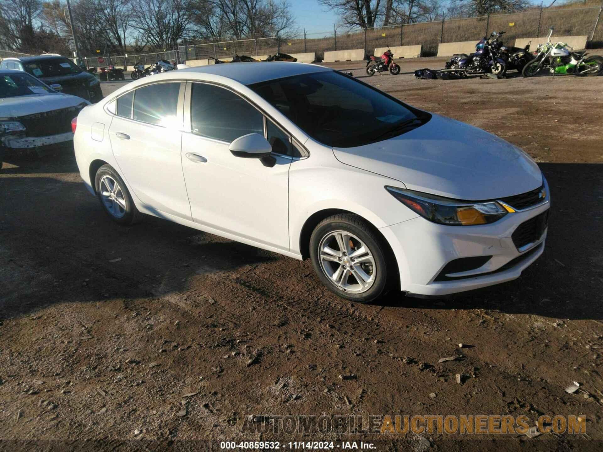 1G1BE5SM6H7162833 CHEVROLET CRUZE 2017