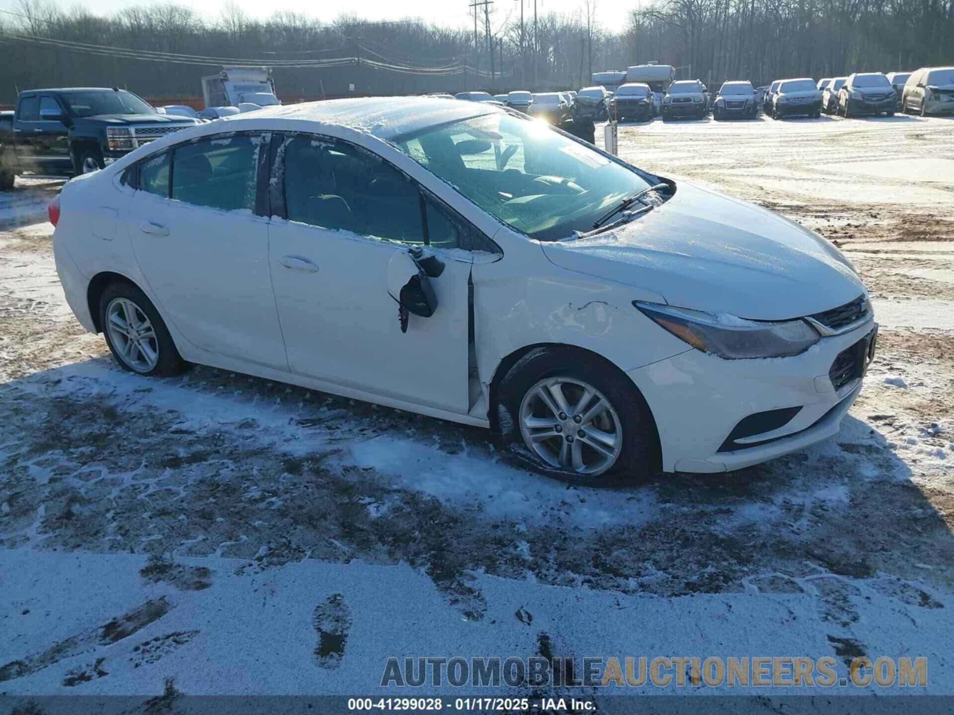 1G1BE5SM6H7245212 CHEVROLET CRUZE 2017