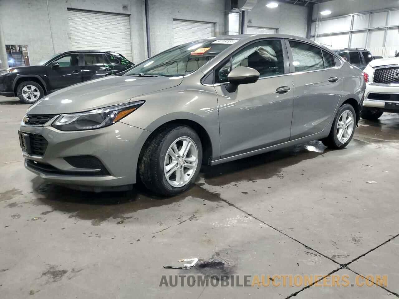 1G1BE5SM6J7113525 CHEVROLET CRUZE 2018