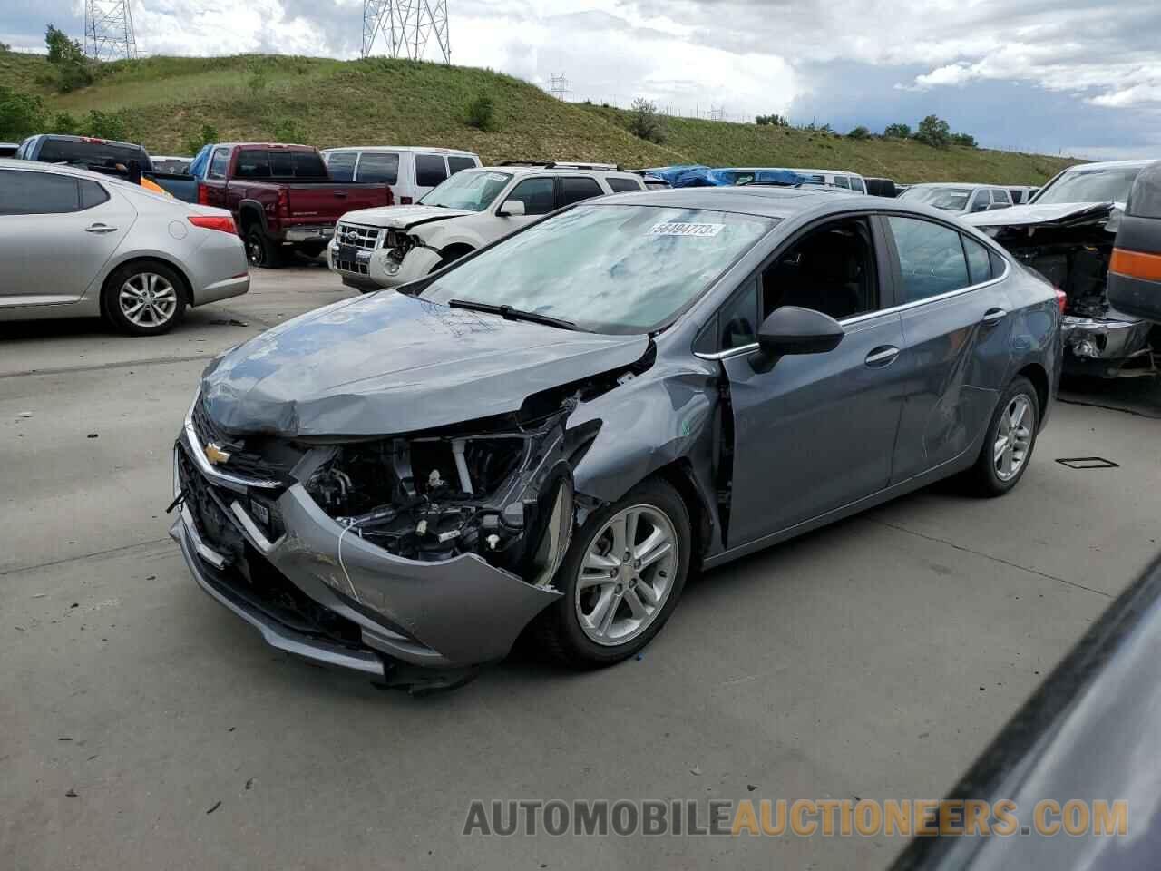 1G1BE5SM6J7135685 CHEVROLET CRUZE 2018