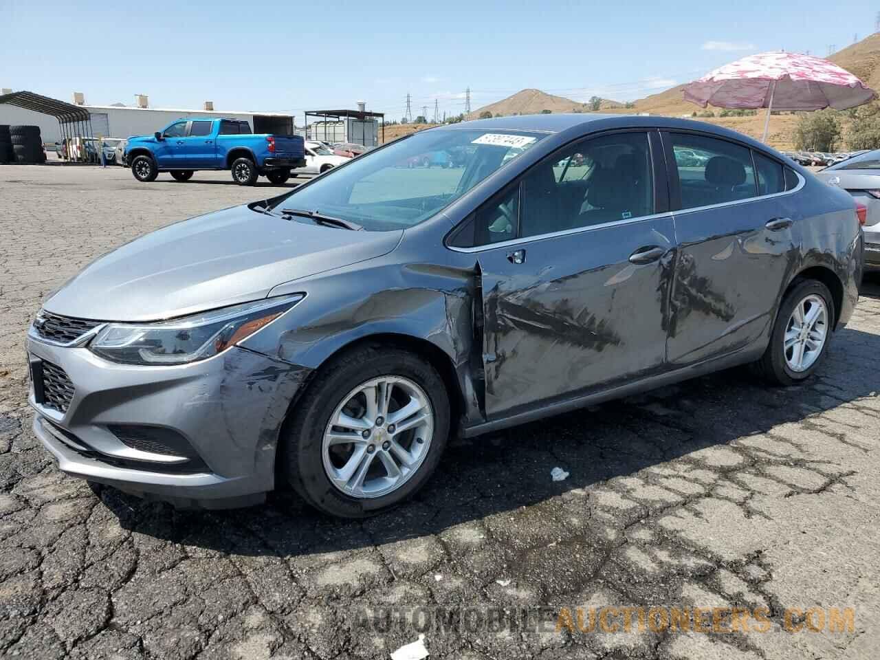 1G1BE5SM6J7167374 CHEVROLET CRUZE 2018