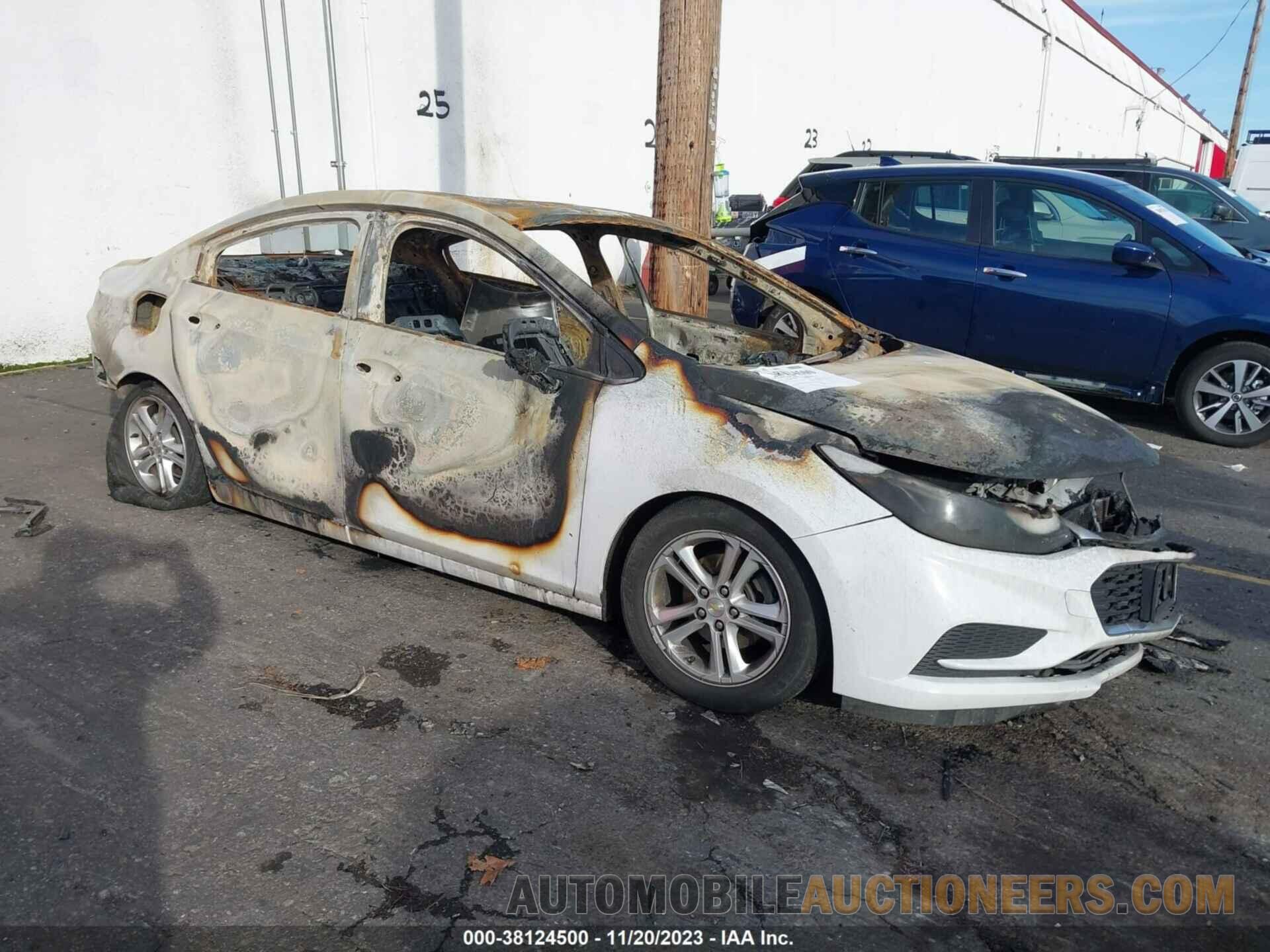 1G1BE5SM6J7228285 CHEVROLET CRUZE 2018