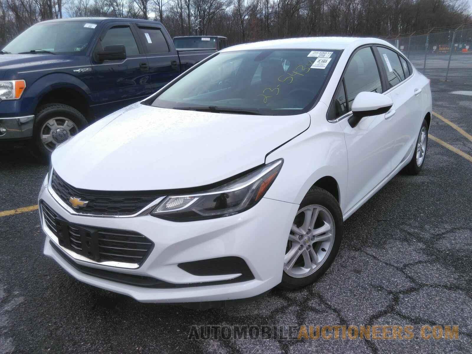 1G1BE5SM7H7179642 Chevrolet Cruze 2017