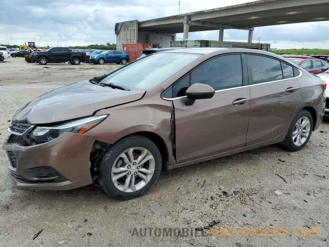 1G1BE5SM7K7114524 CHEVROLET CRUZE 2019