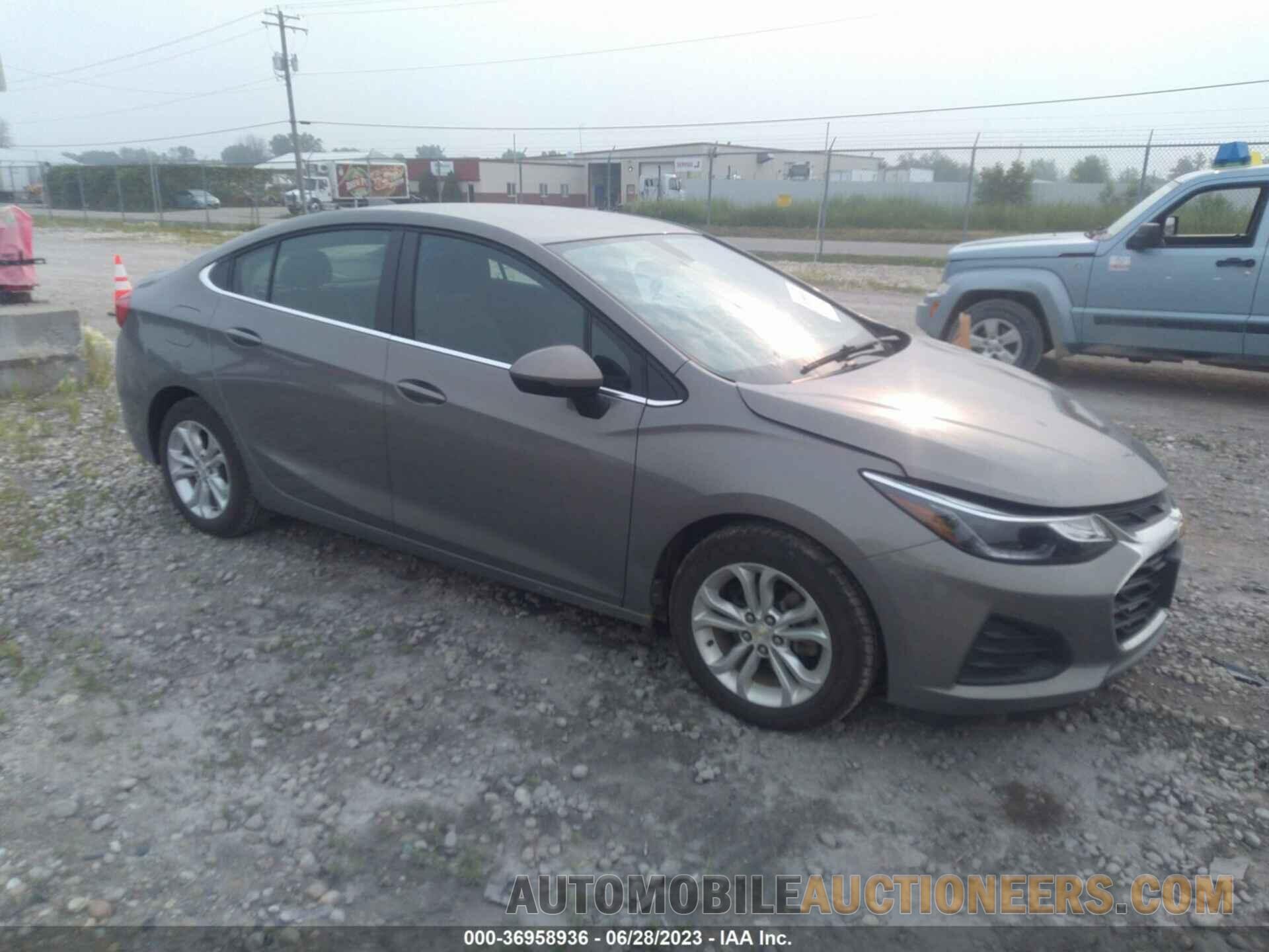 1G1BE5SM7K7132523 CHEVROLET CRUZE 2019