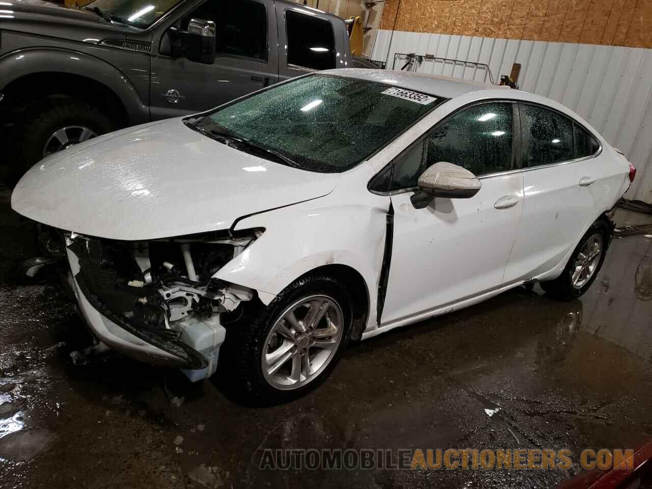 1G1BE5SM8J7101697 CHEVROLET CRUZE 2018