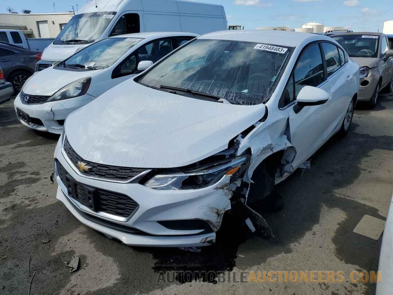 1G1BE5SM8J7102333 CHEVROLET CRUZE 2018