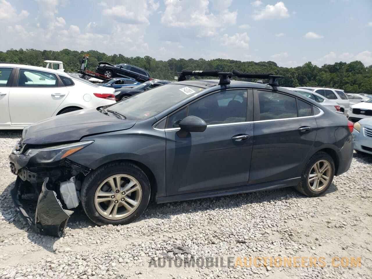 1G1BE5SM8J7123652 CHEVROLET CRUZE 2018